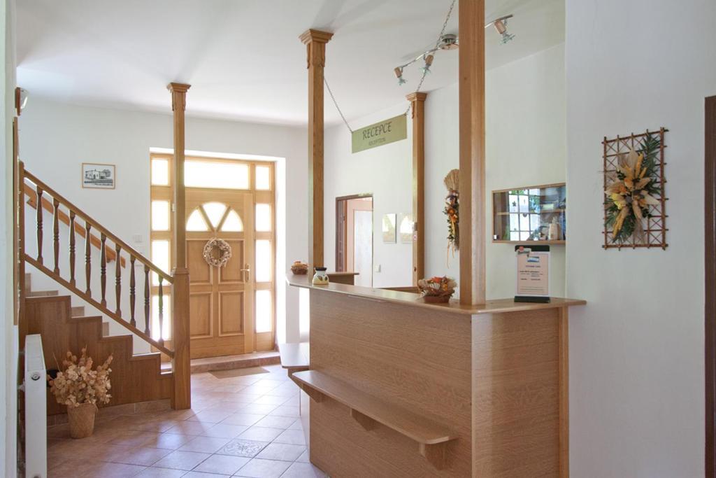 Rodinny Penzion U Wolfu Chrastava Kamer foto